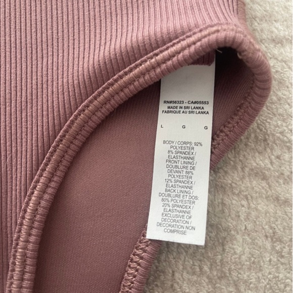 Nike Alate All U Light Support Lightly Lined Ribbed Sport Bra in Smokey Mauve L - Picture 6 of 6